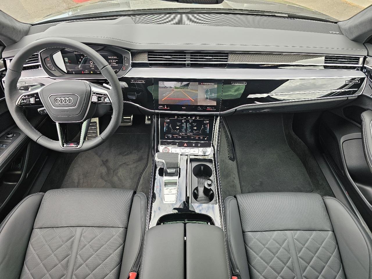 New 2026 Daytona Gray pearl effect Audi TFSI quattro tiptronic image 4