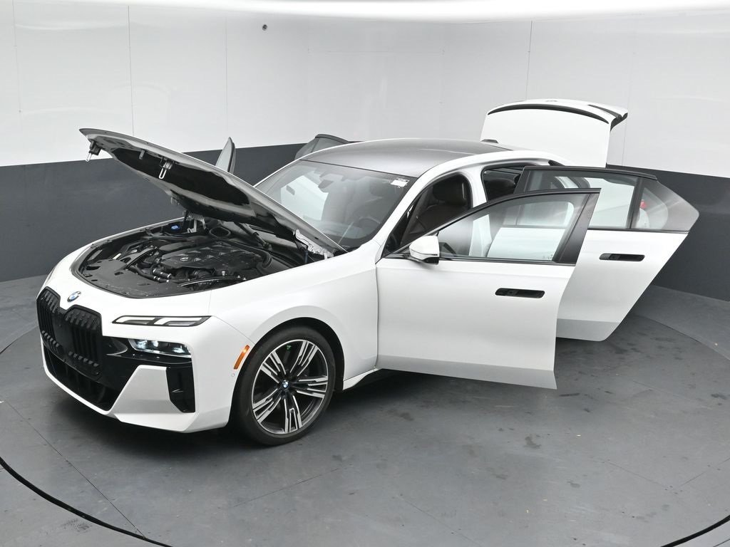 2023 BMW 760I - Image 53