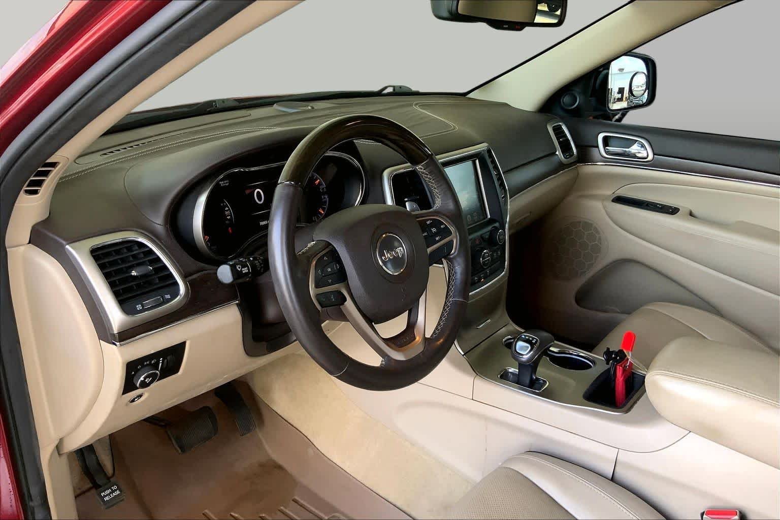 Used 2014 Deep Cherry Red Crystal Pearlcoat Jeep Overland image 17