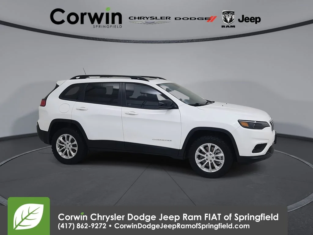 Certified Used 2022 White Jeep Latitude Lux image 1