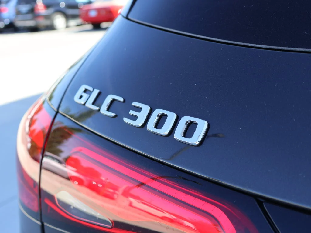 New 2027 Grey831 Mercedes-Benz GLC 300 image 15