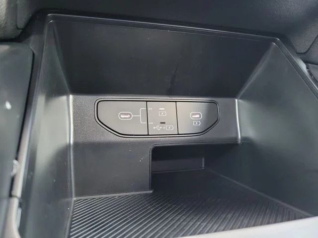 New 2026 Glacial White Pearl Kia LX image 23