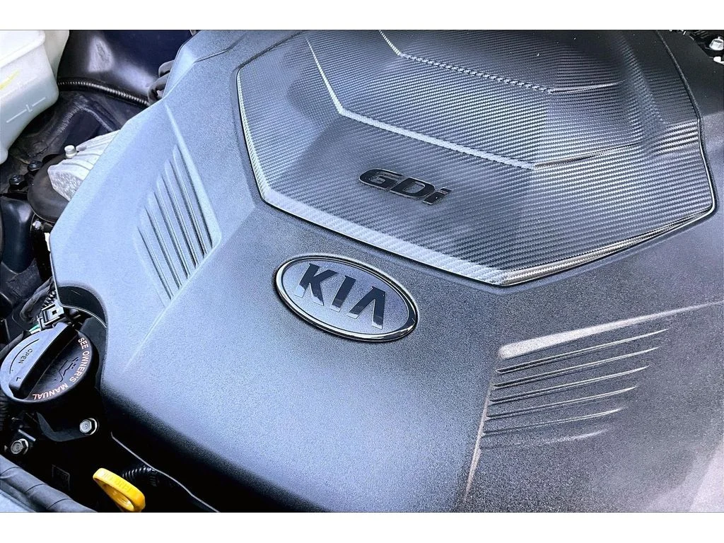 Used 2020 Imperial Blue Kia SX V6 image 32