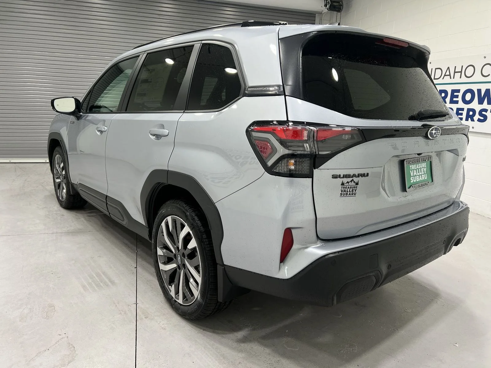 New 2026 ICE SILVER METALLIC Subaru Touring Hybrid image 6