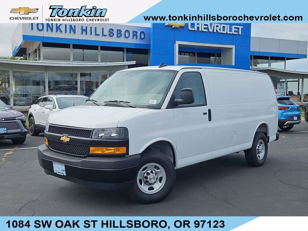 2025 Chevrolet Express 2500 Work Van HD's photo