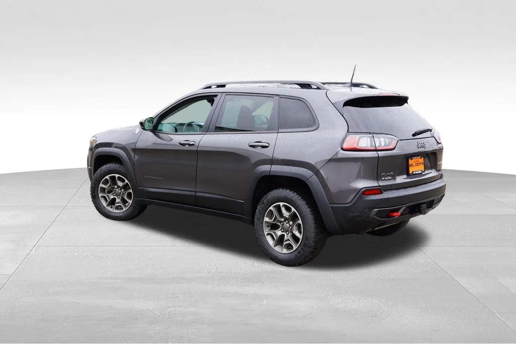Certified Used 2022 Gray Jeep Trailhawk image 7