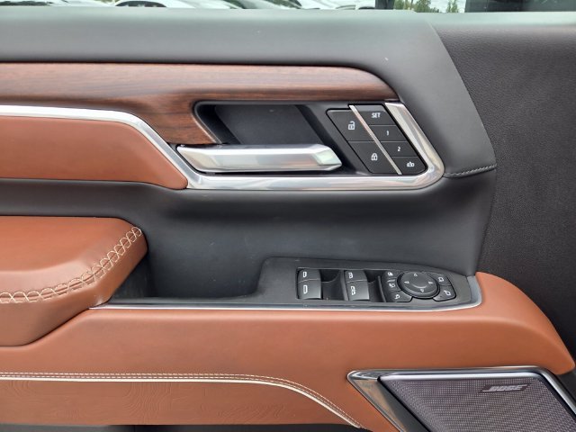 2025 GMC Sierra 3500HD Denali Ultimate - Photo 22
