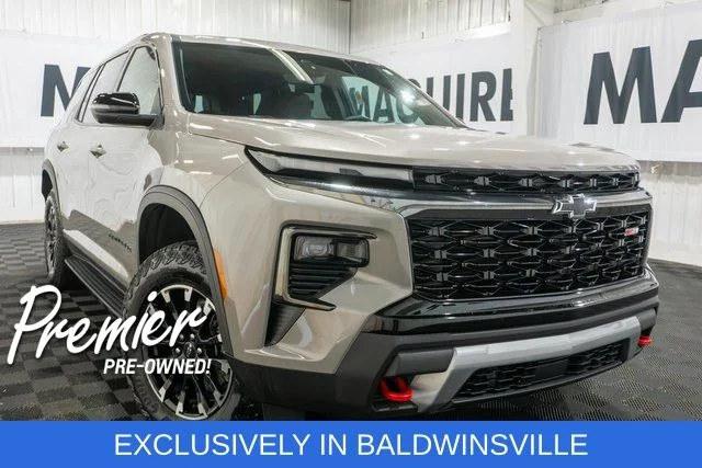 Used 2026 Beige Chevrolet Z71 image 1