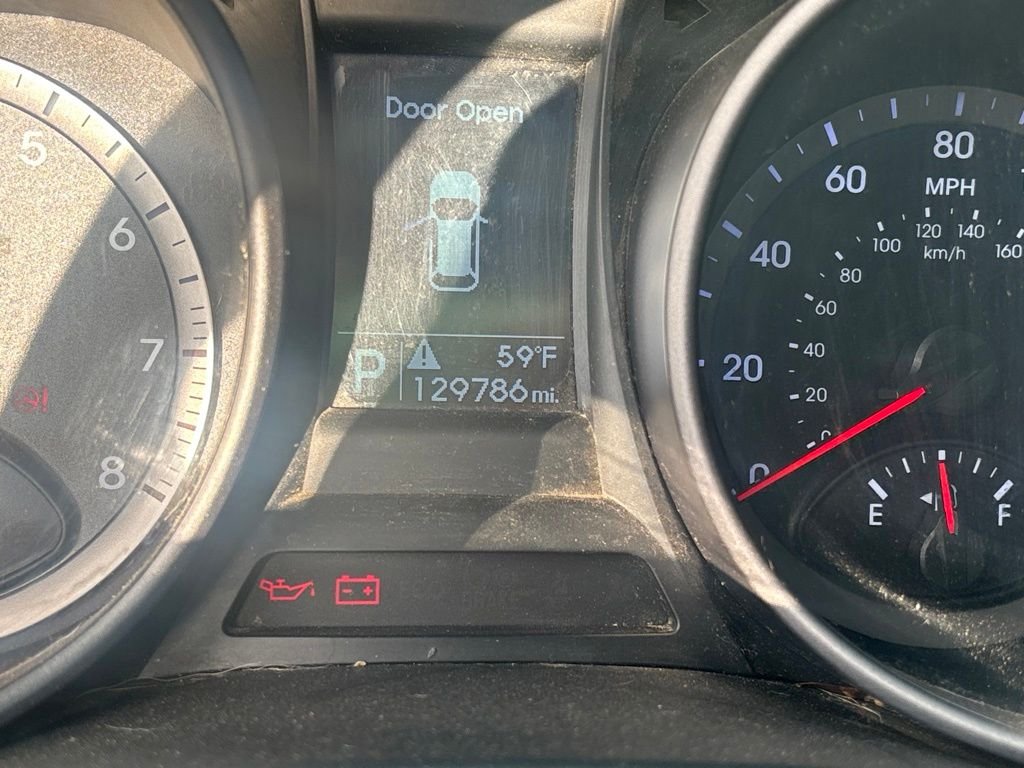 Used 2014 Silver Hyundai Base image 10