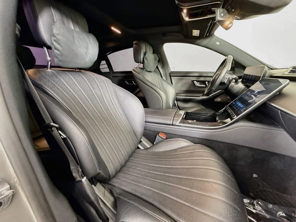 Used 2022 Gray Mercedes-Benz S 580 image 28