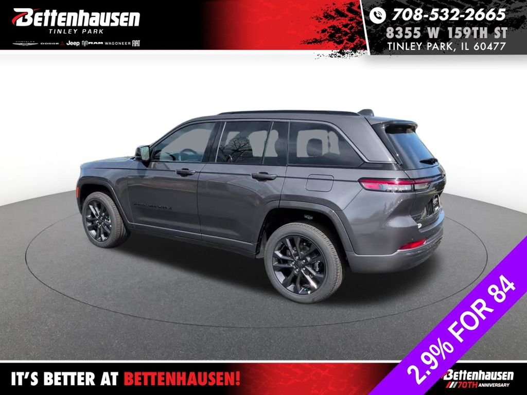 New 2026 Baltic Gray Metallic Clear-Coat Exterior Paint Jeep Limited Reserve image 12