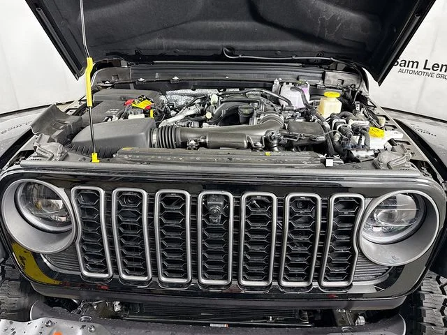 Used 2025 Black Jeep Mojave image 30