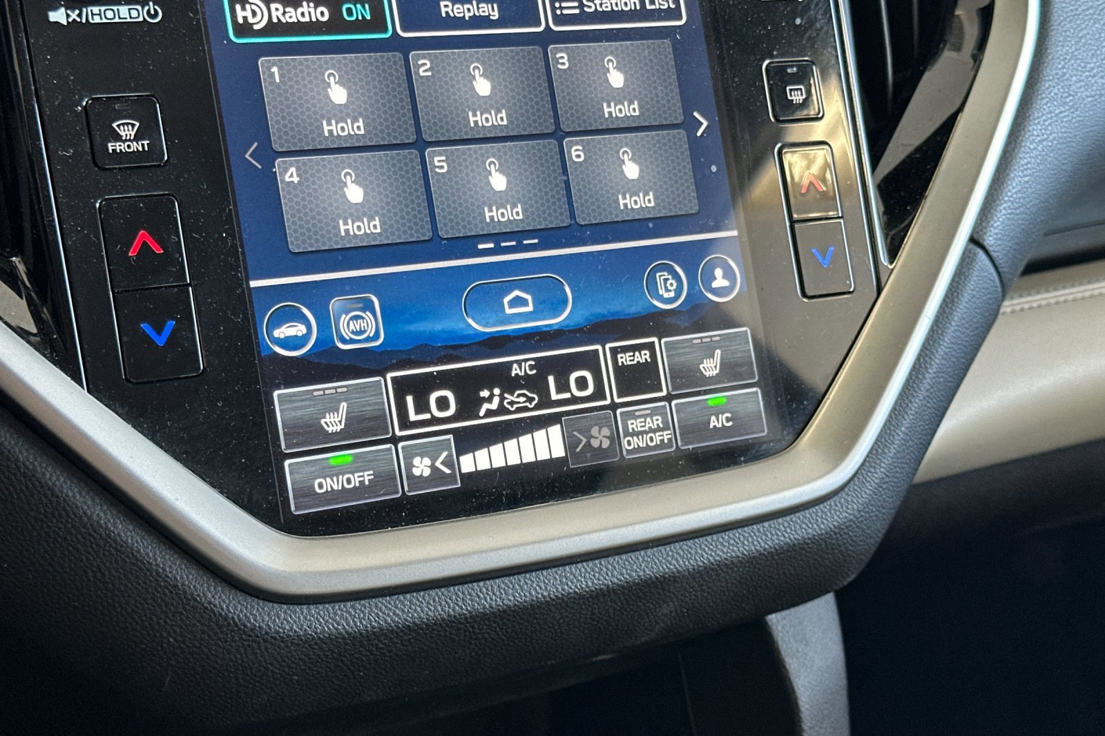 2024 Subaru Ascent Limited - Photo 21