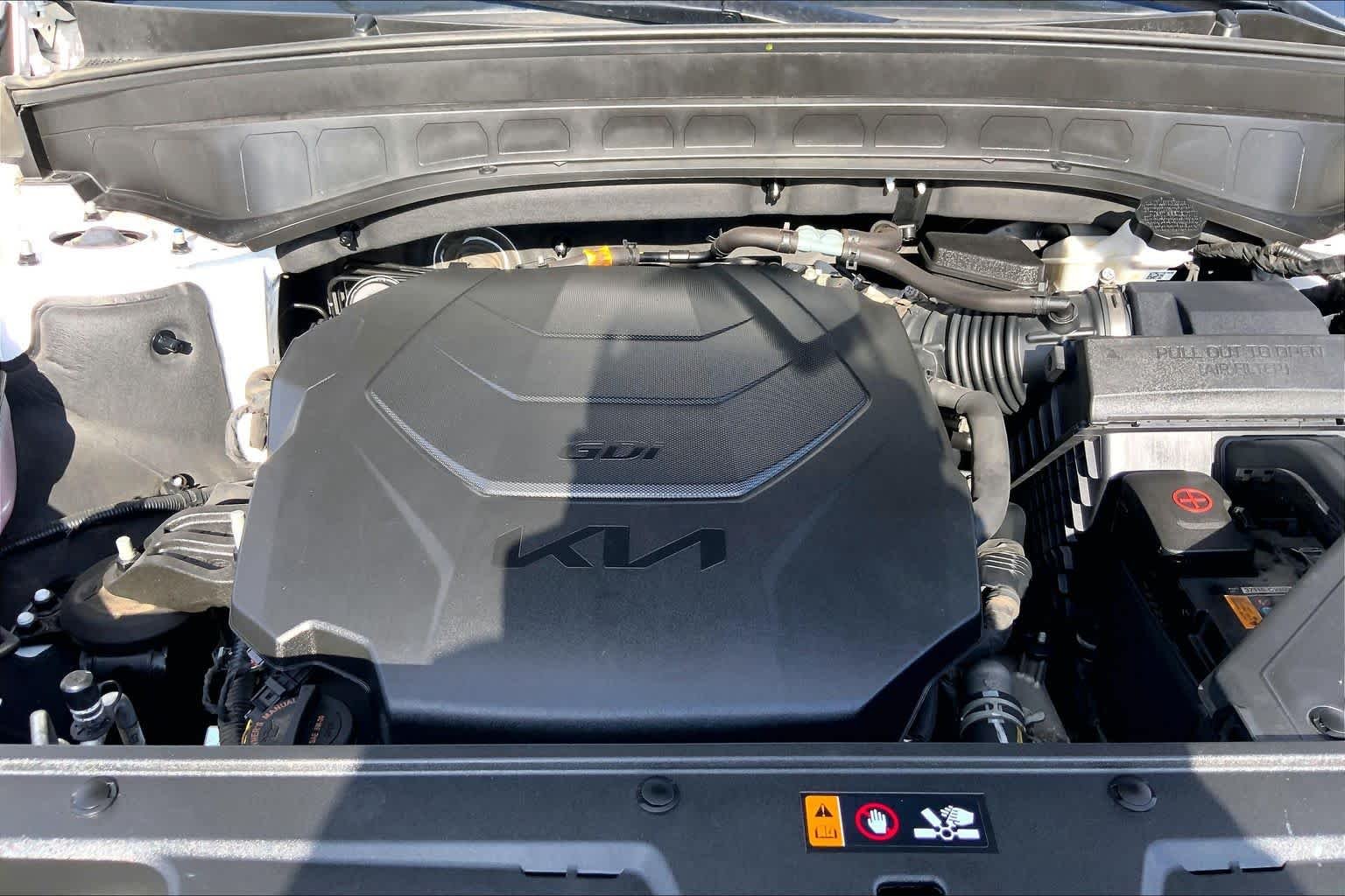 Used 2024 Glacial White Pearl Kia EX image 31