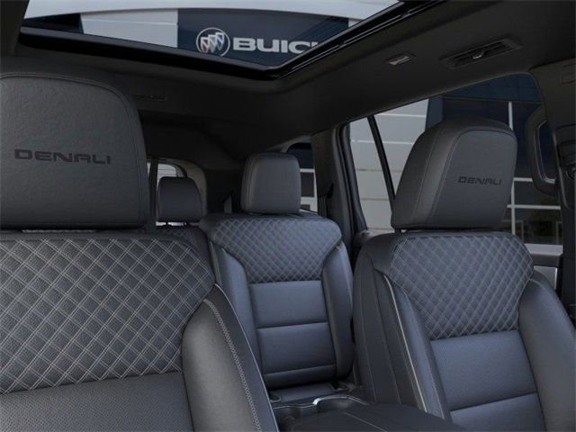 2025 GMC Acadia Denali - Photo 24