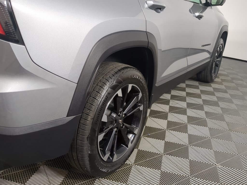 Used 2025 Sterling Gray Metallic Chevrolet AWD RS image 8