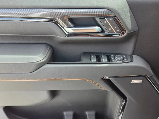 2026 GMC Sierra 3500HD AT4 - Photo 13