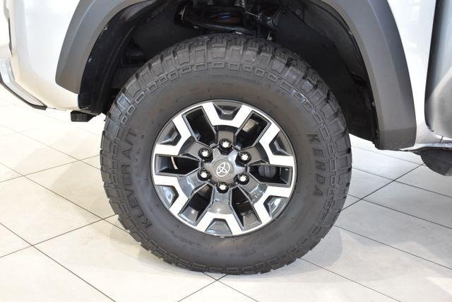 Certified Used 2022 CELESTIAL SILVER METALLIC Toyota  image 27