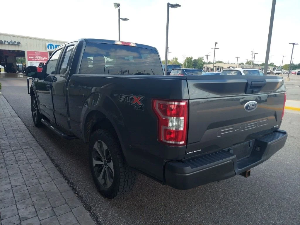 Used 2020 Gray Ford XL image 5