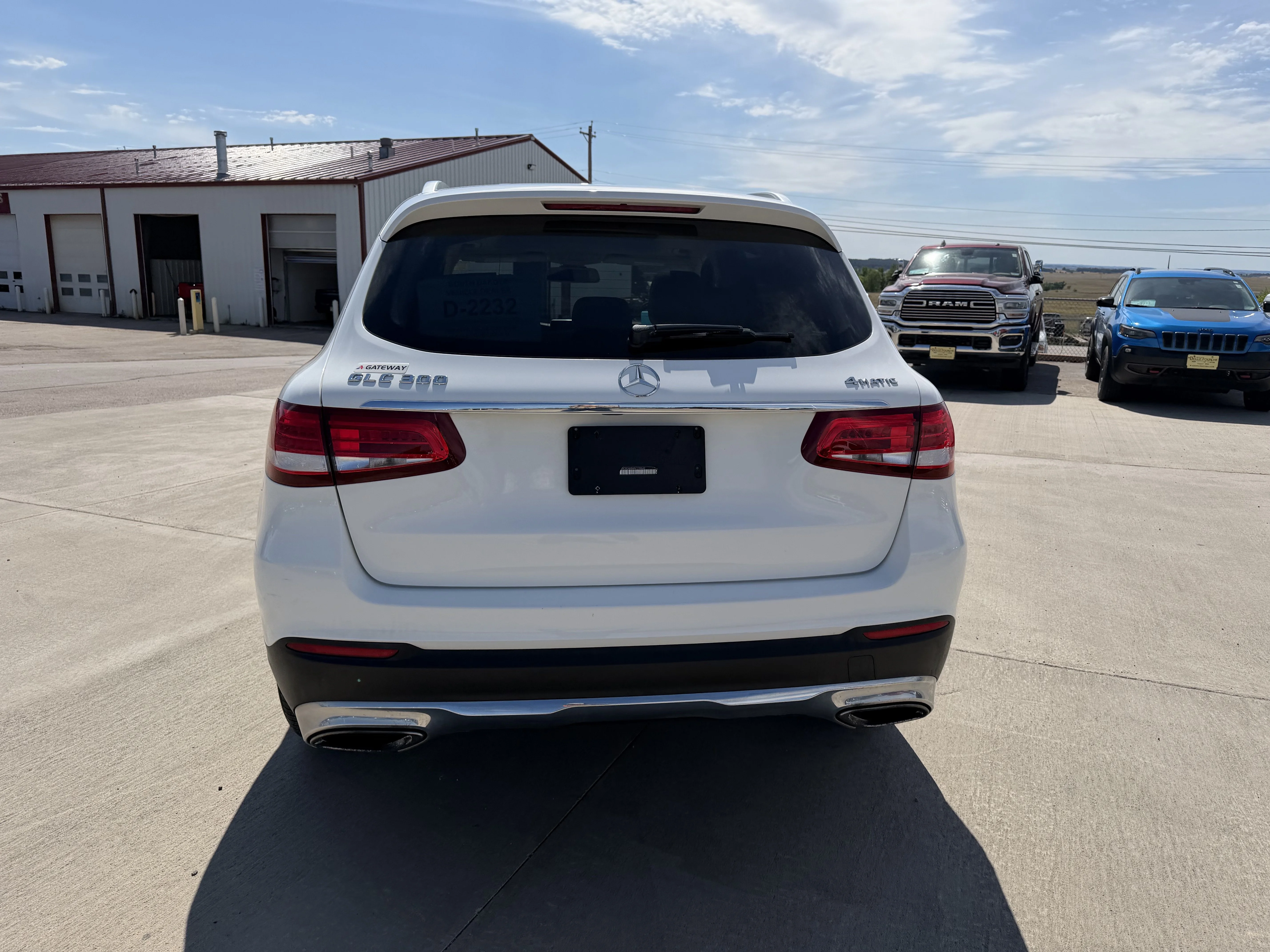 Used 2019 White Mercedes-Benz GLC 300 image 6