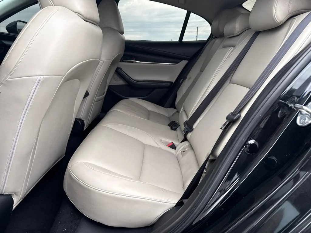 Used 2019 Black Mazda Preferred image 9