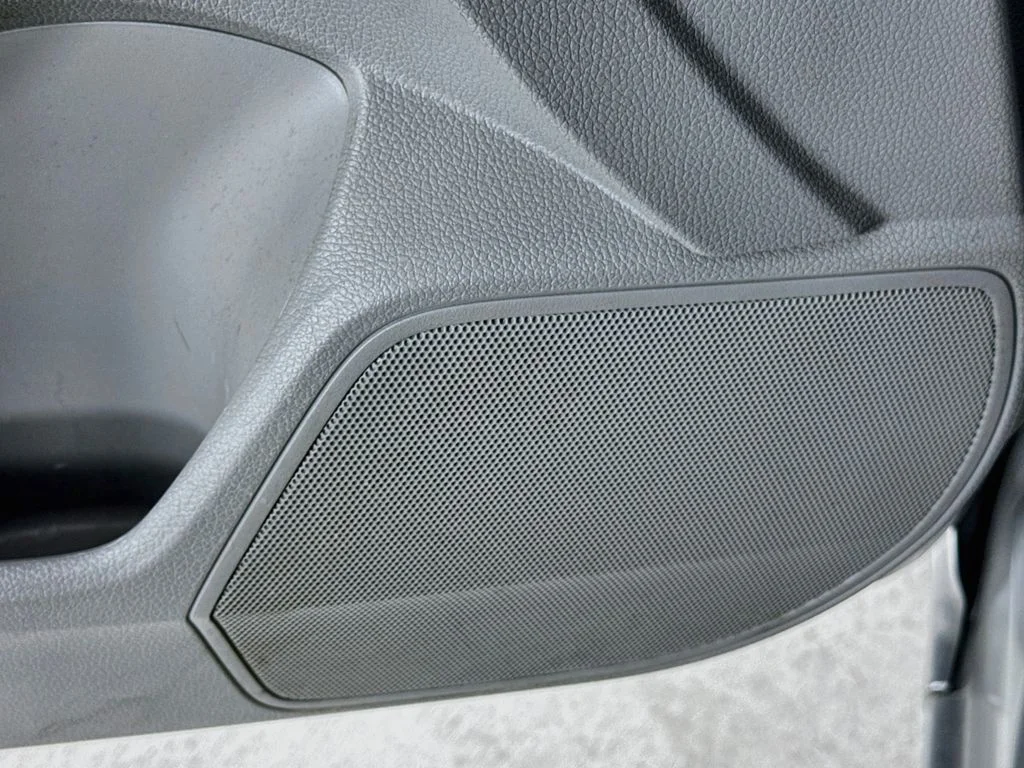 Used 2014 Silver Honda EX-L image 22