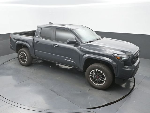 Used 2025 Underground Toyota SR5 image 27