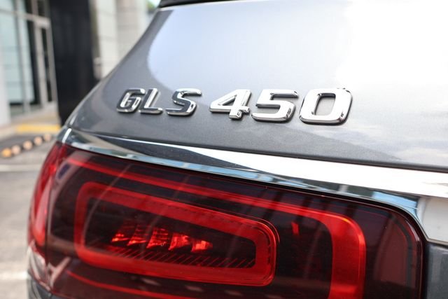 Used 2022  Mercedes-Benz GLS 450 image 8