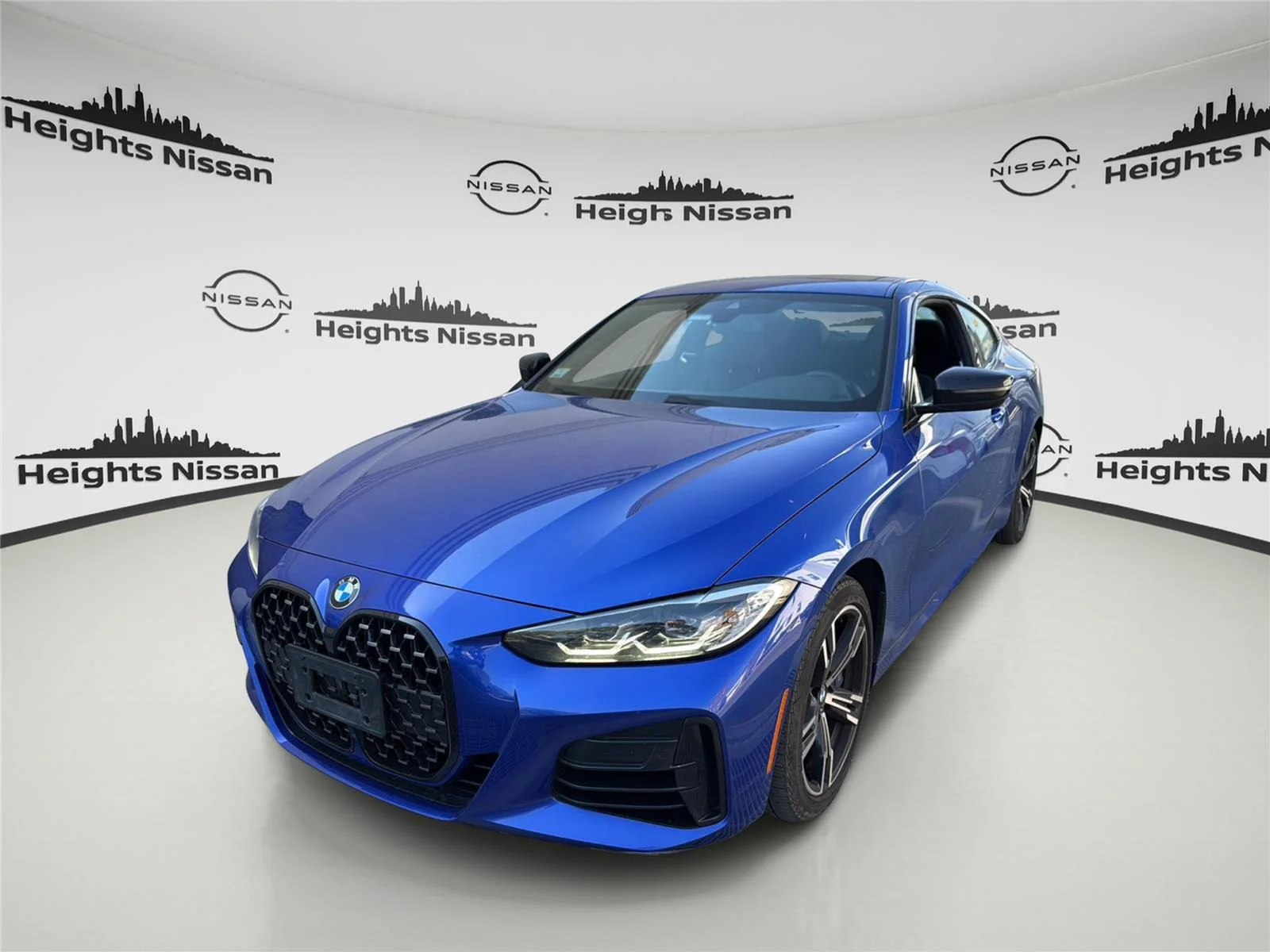 Used 2021 Portimao Blue Metallic BMW M440i xDrive image 10