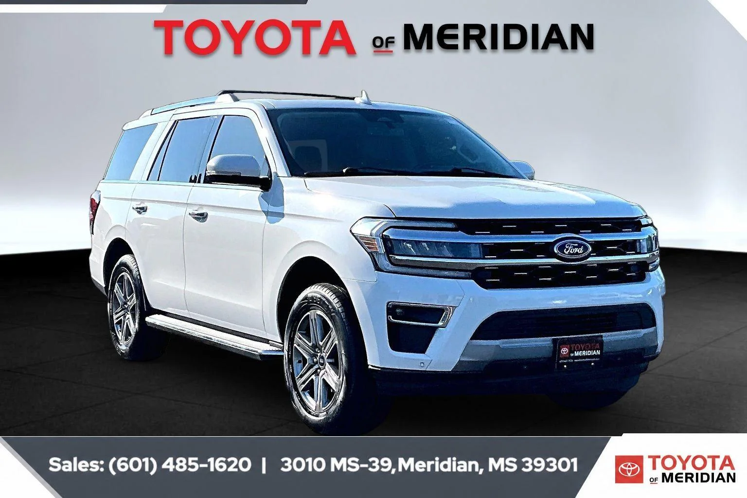 Used 2022 Star White Metallic Tri-Coat Ford Limited image 1