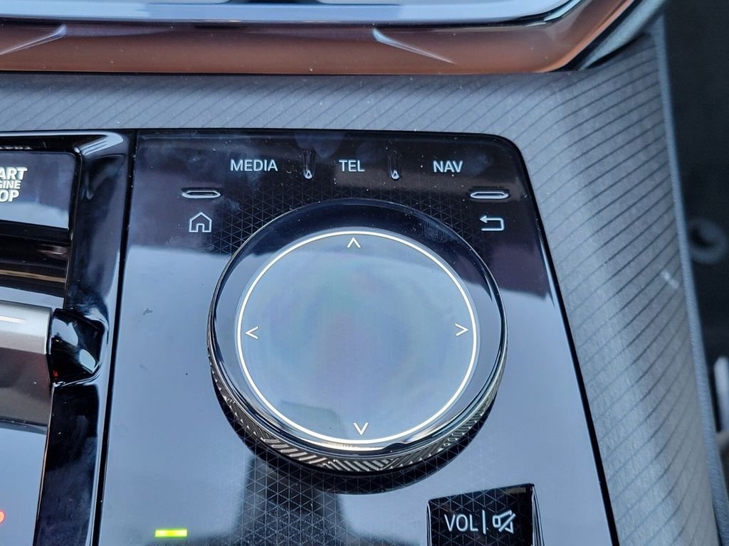 2025 BMW X3 30 - Photo 25