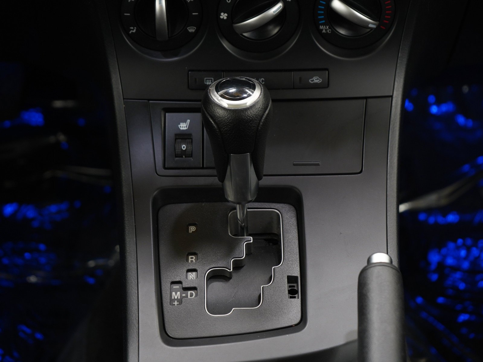 Used 2012 Sky Blue Mica Mazda i Grand Touring image 16