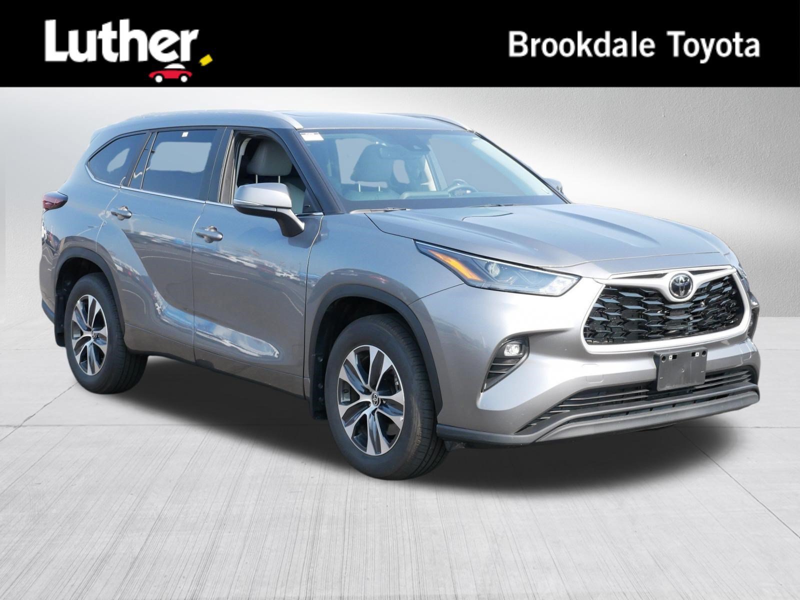 Certified Used 2026 HEAVY METAL Toyota XLE image 1