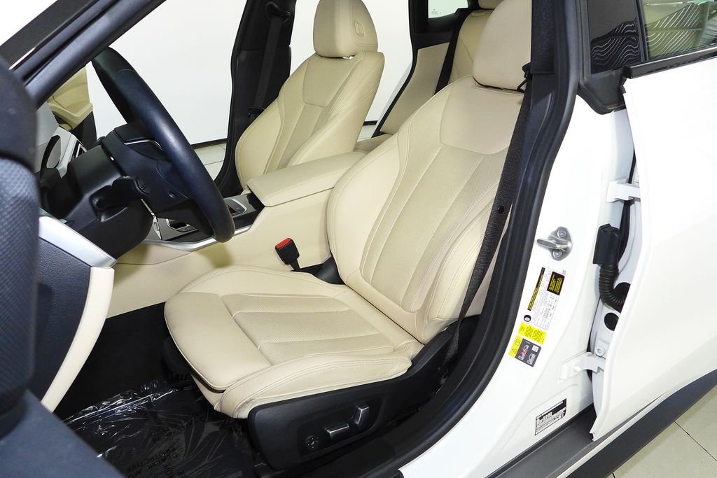 Used 2023 Alpine White BMW eDrive35 image 22