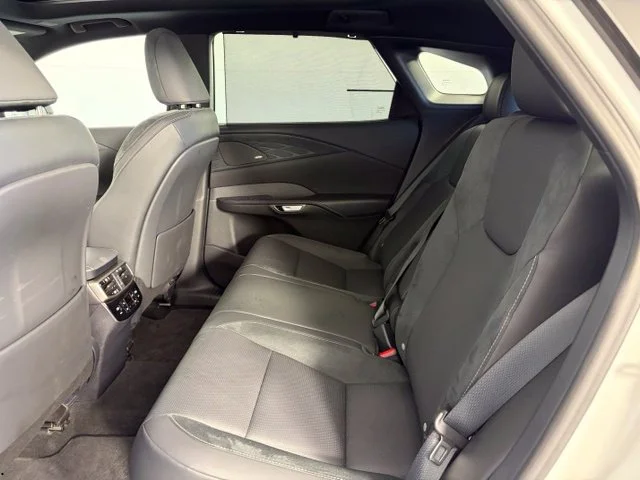 Used 2025 White Lexus 350h Luxury image 25