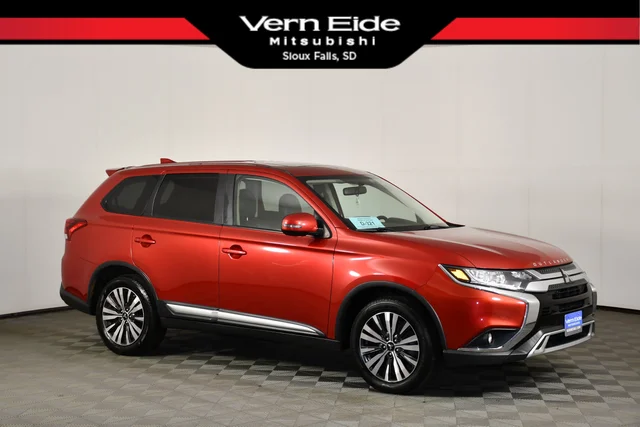 2019 Mitsubishi Outlander SE