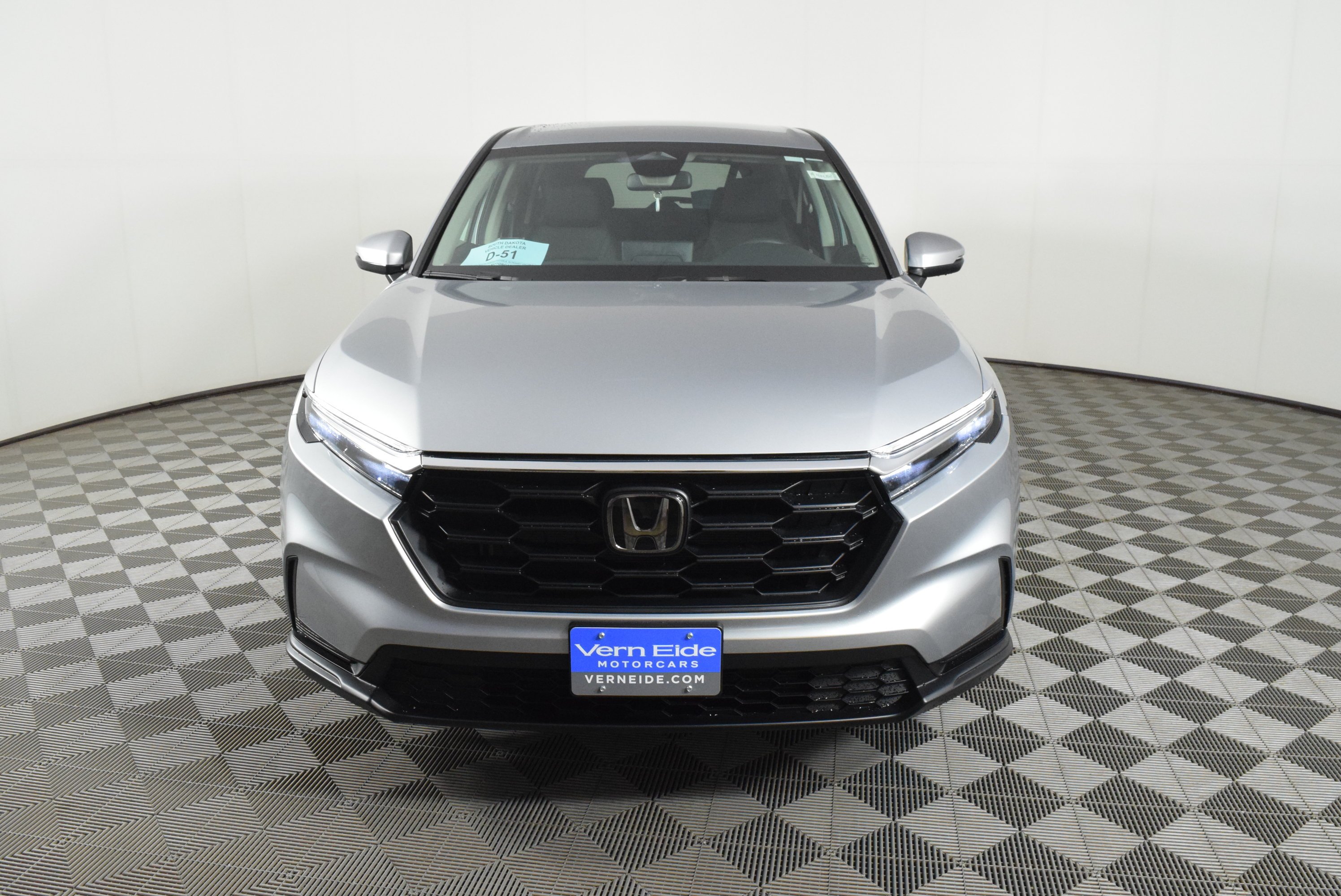 New 2026 Solar Silver Metallic Honda LX image 3