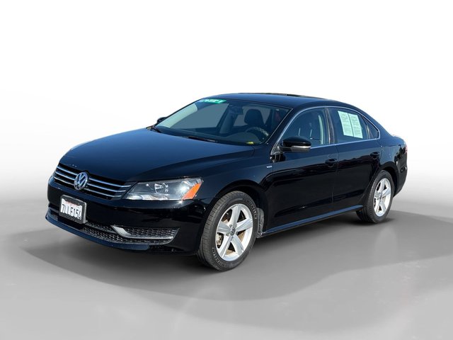 2014 Volkswagen Passat 1.8T Wolfsburg Edition