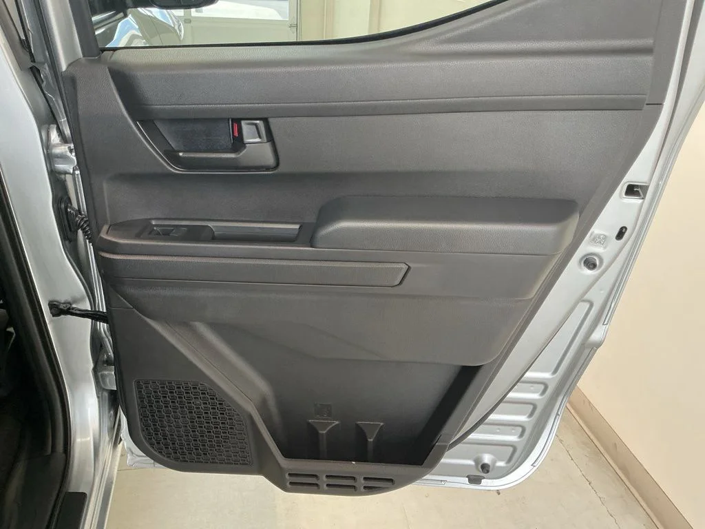 2026 Toyota Tacoma SR5 - Photo 24