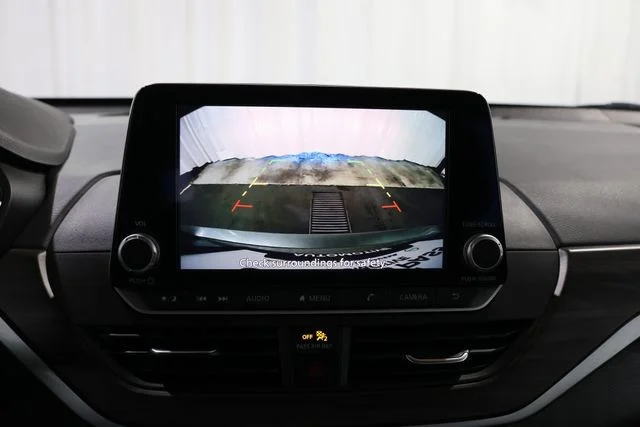 2025 Nissan Altima SV - Photo 22