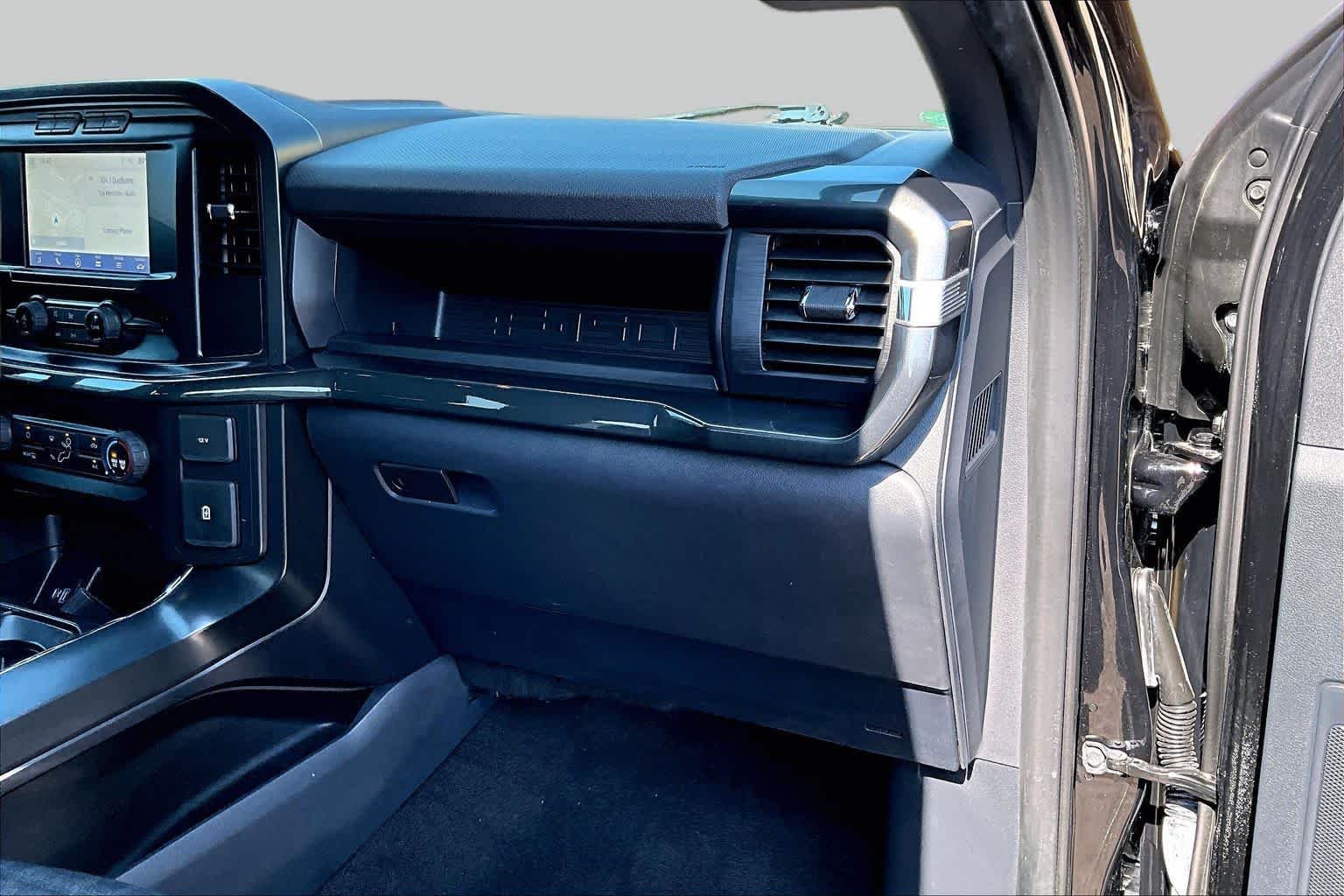 Used 2022 Agate Black Metallic Ford XL image 19