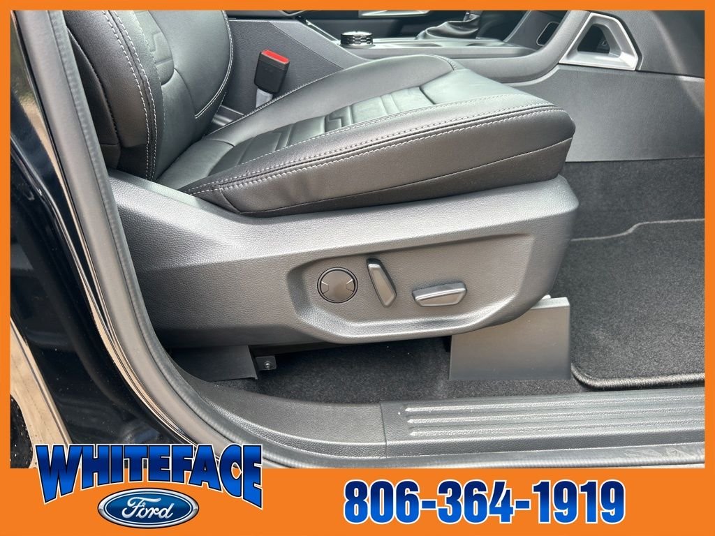 New 2025 Shadow Black Ford Lariat image 45