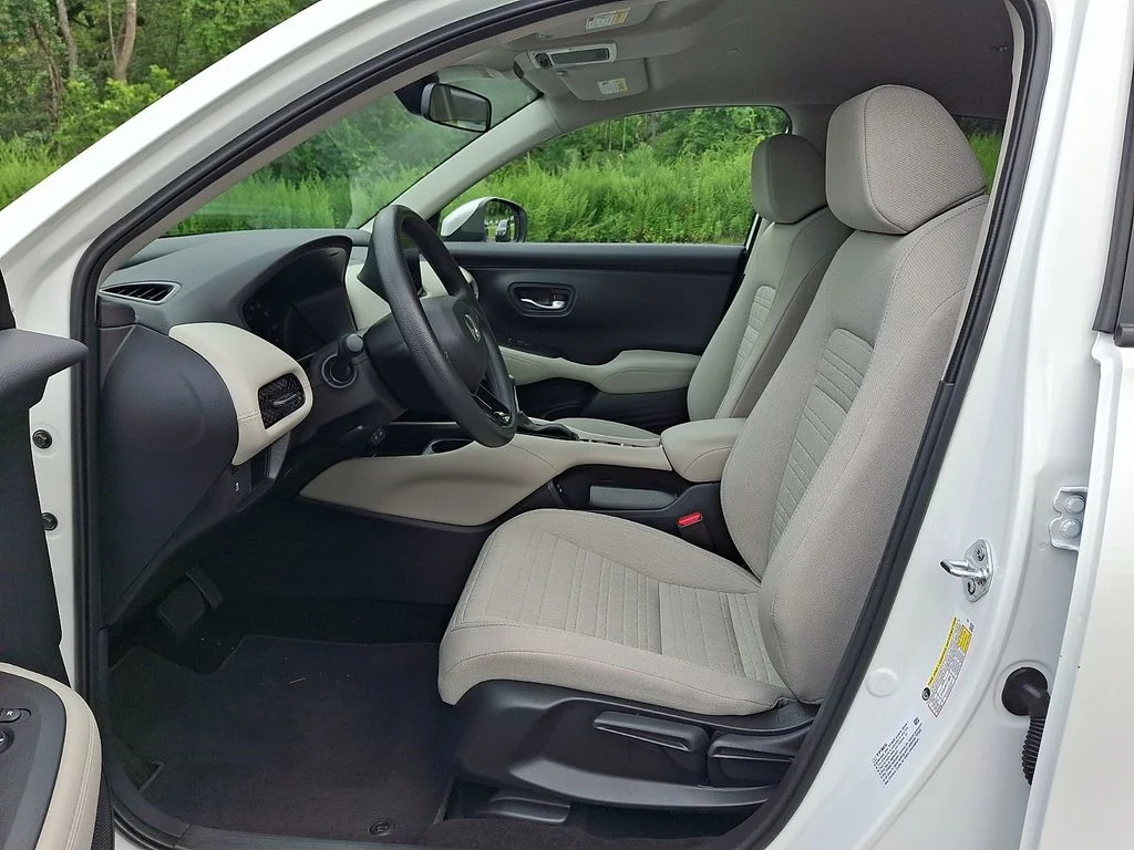 2026 Honda HR-V LX - Photo 13