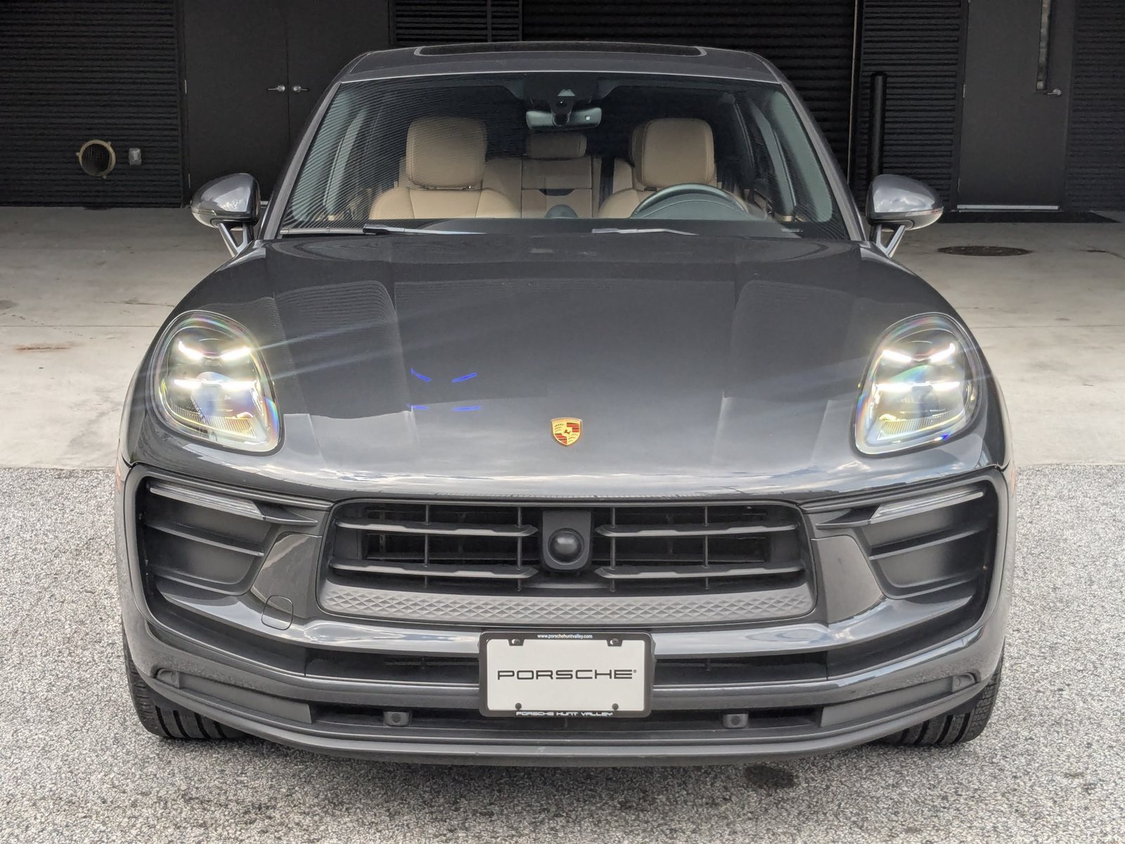 Used 2023 Volcano Grey Metallic Porsche  image 6