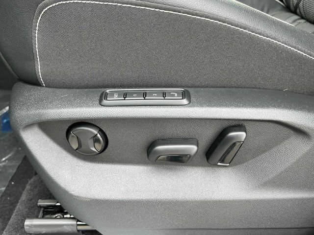 New 2026 Opal White Volkswagen 2.0T SEL Premium R-Line image 18