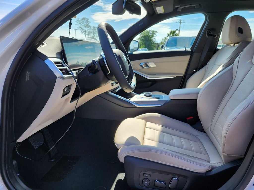 New 2026 White BMW 330i xDrive image 17