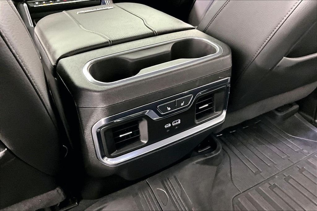 Used 2024 Silver GMC Denali image 10