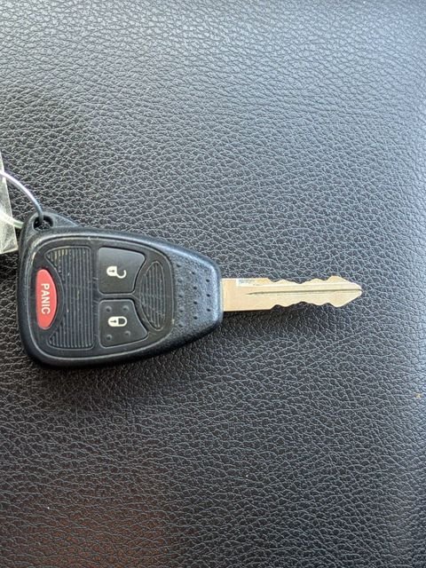 Used 2015 Green Jeep Unlimited Sahara image 30