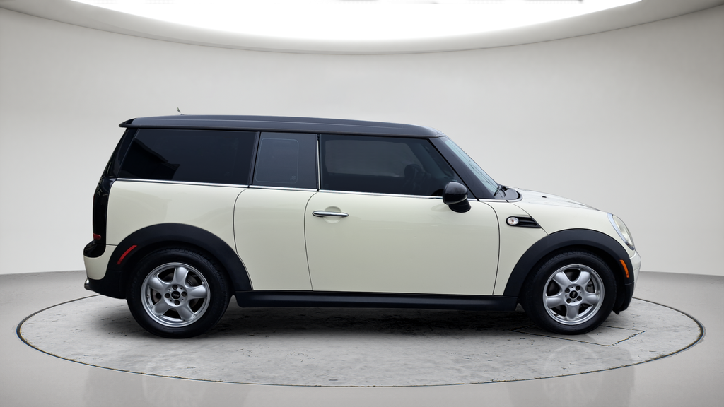Used 2009 MINI Cooper Base with VIN WMWML33579TX33141 for sale in Auburn, WA