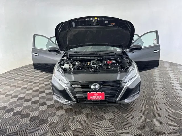 Used 2023 Black Nissan 2.5 S image 11